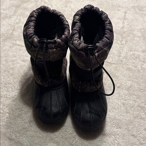 Size 3, Winter Boots with 3M Thinsulate